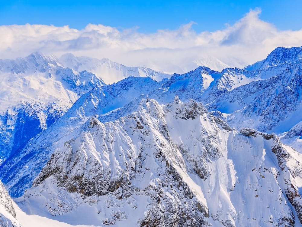 Ghiacciai Alpini, Legambiente: nel 2024 persi fino a 3 metri di spessore