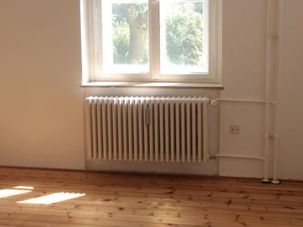 Quando si accendono i termosifoni in Italia: date, zone e orari da conoscere