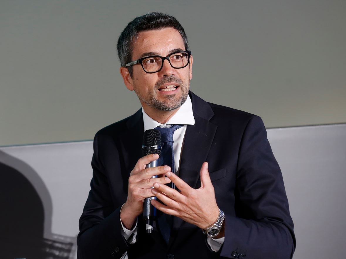 Enilive accelera la transizione verso la mobilità sostenibile. Pubblicato il primo Report di Sostenibilità