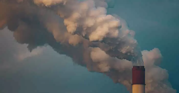 L’Italia continua a finanziare le fonti fossili. Legambiente: stop ai sussidi ambientalmente dannosi