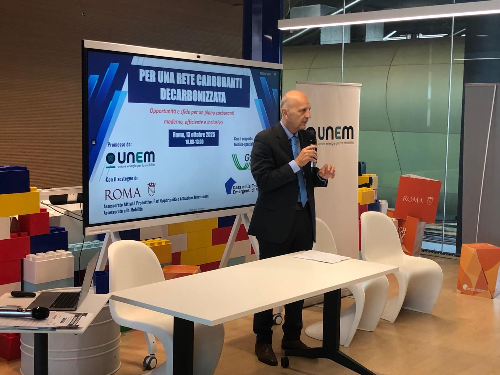 Verso una rete carburanti decarbonizzata, Roma laboratorio di sostenibilità e innovazione urbana