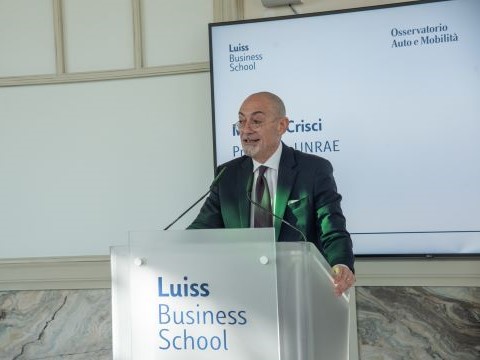 L'automobile Sapiens piace agli italiani: sarà la regina del mercato