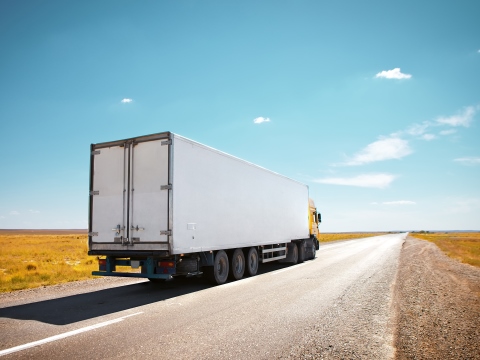 Netto rialzo per il mercato dei trainati ad aprile (+26,1%)