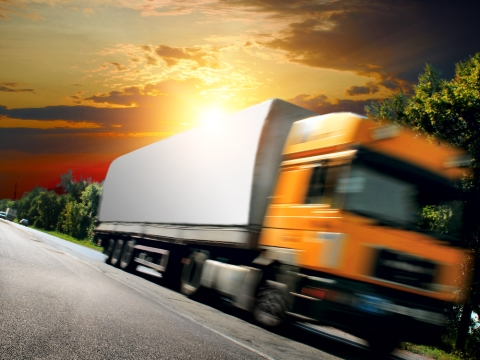 Mercato industriali altalenante in estate (luglio +9,7%; agosto -3,3%)