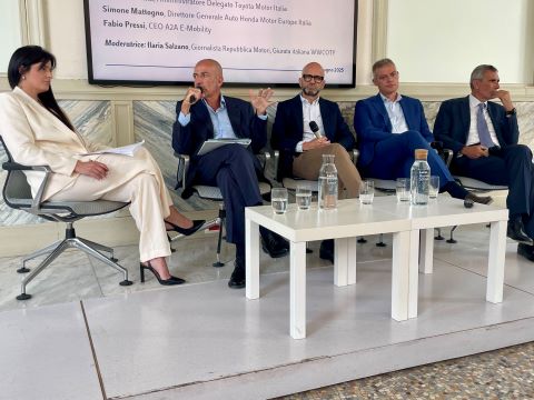 Auto ibride: boom in Italia, ma serve chiarezza. La proposta LUISS per orientare i consumatori