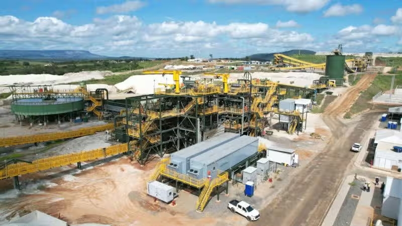 Brasile: stop a costruzione fabbrica BYD, lavoratori in condizioni di schiavitù