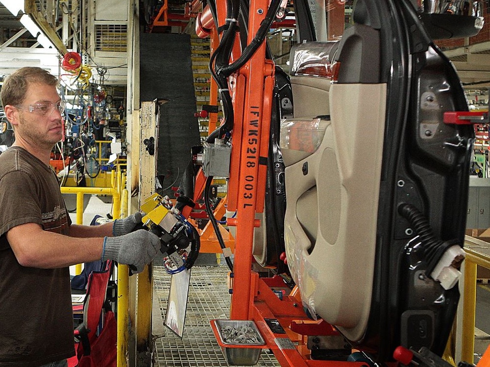 La parabola di Chrysler: il colosso dell'auto Usa ad un passo dal baratro