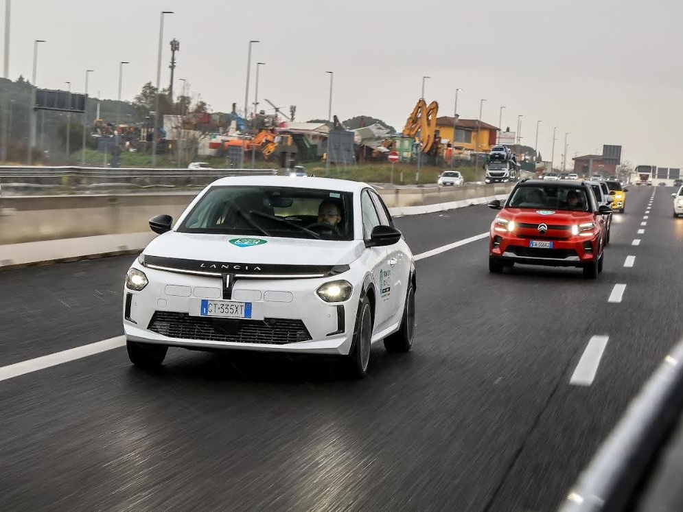 “From 100% to 5%” test sul GRA di Roma che rivela consumi reali, autonomia ed efficienza delle auto elettriche