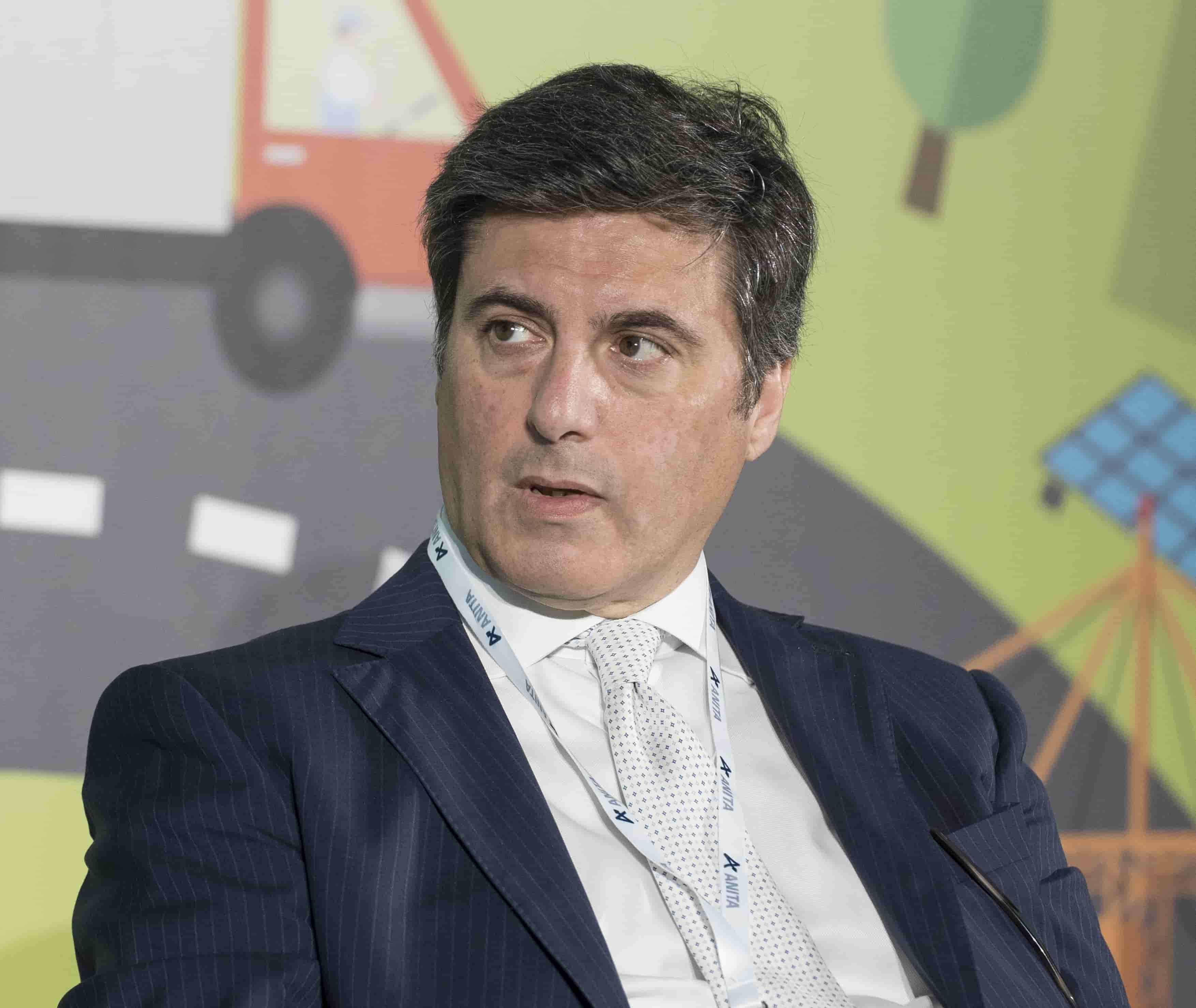 Nuova contrazione per i veicoli industriali a ottobre: -2,4%. Starace: preoccupa il silenzio assordante delle istituzioni