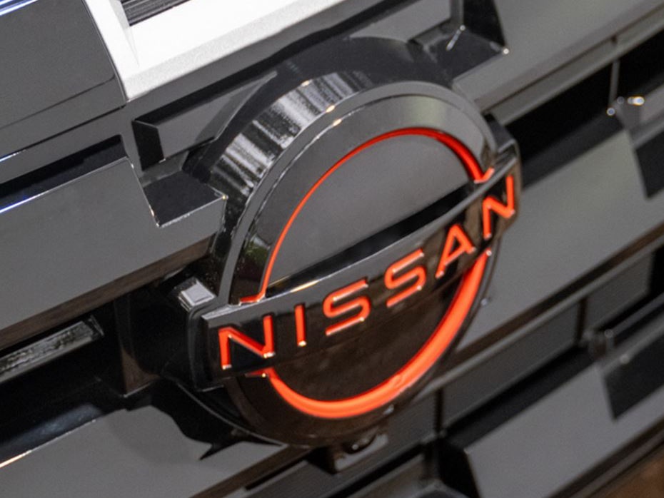 Crollano le azioni di Nissan dopo che Mercedes annuncia il suo disimpegno