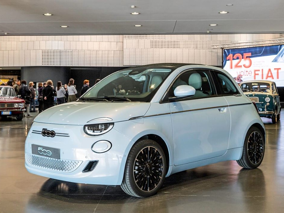 “125 VOLTE FIAT”: a Torino, al Museo Nazionale dell’Automobile inaugura la mostra dedicata ai 125 anni di FIAT