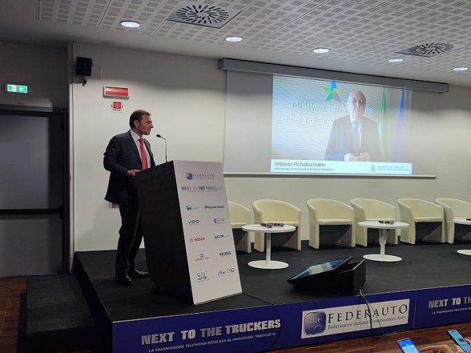 Autotrasporto e Sostenibilità – La parola al mercato, Federauto unisce la filiera dell’autotrasporto in un confronto sulla decarbonizzazione