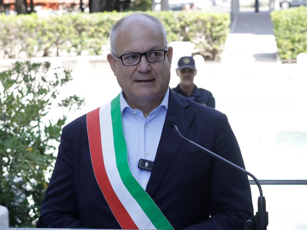 Roma Beach 2030: il Tevere secondo Cicciobello Gualtieri