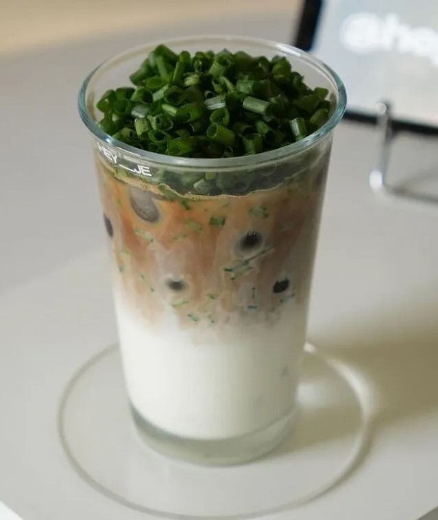 Il gusto è morto, lunga vita al cringe