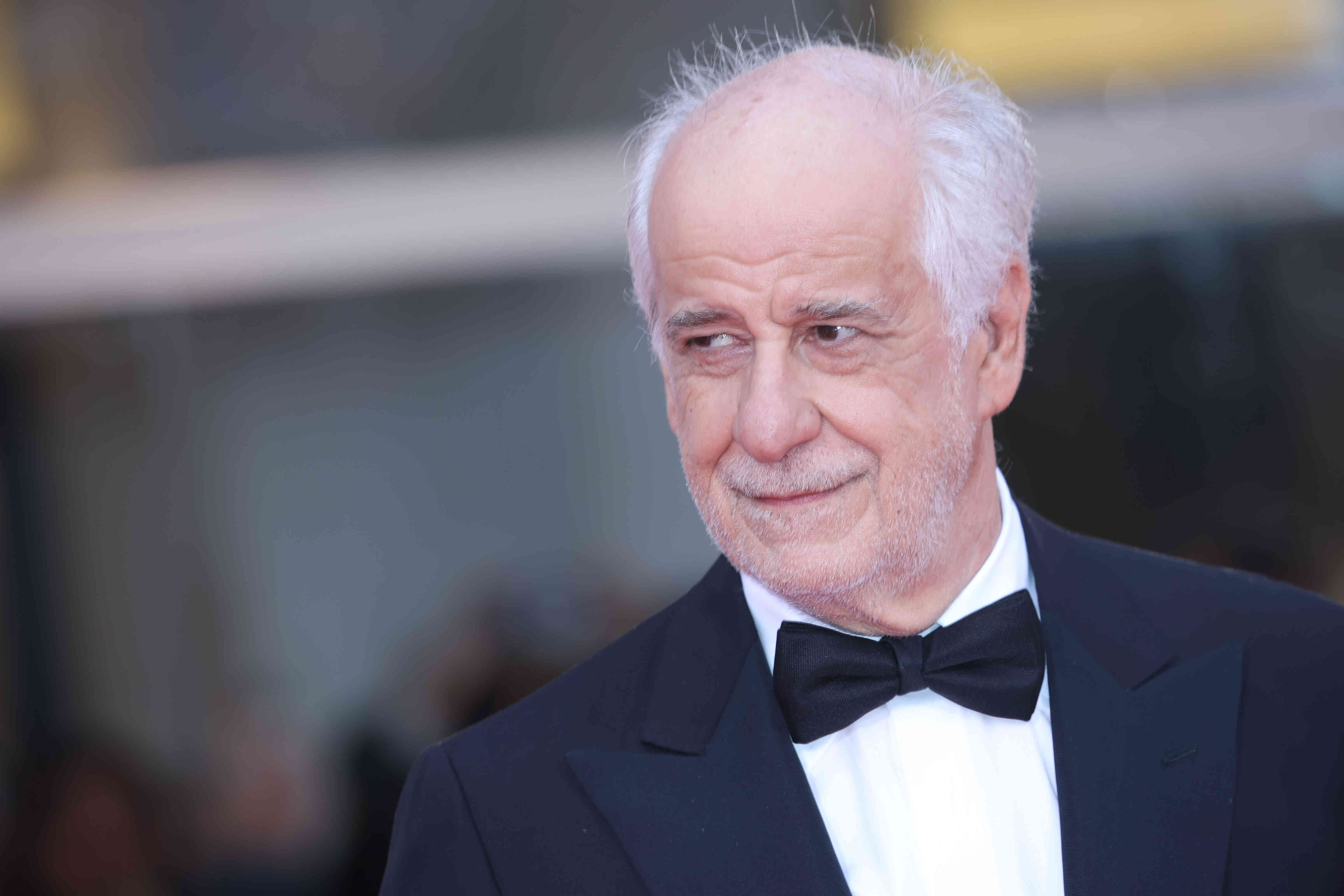 Venezia, il trionfo di Jarmusch e la consacrazione del cinema d'autore. Toni Servillo conquista la Coppa Volpi