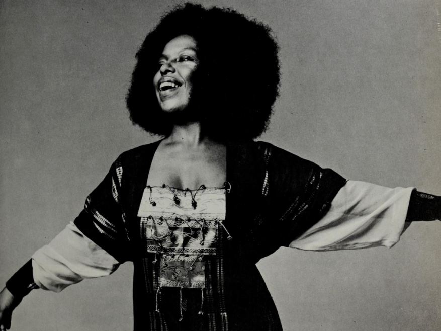 È morta Roberta Flack, con ''Killing Me Softly with His Song'' conquistò fama in tutto il mondo