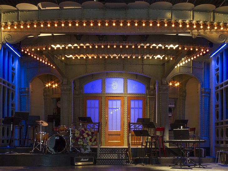 Saturday Night Live celebra 50 anni tra comicità, musica e tante, tante star