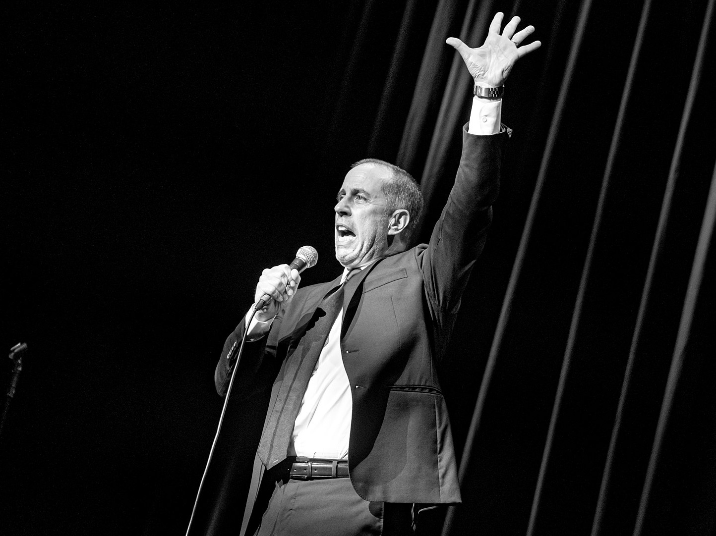 Jerry Seinfeld: identità, antisemitismo e il futuro dell'ebraismo americano