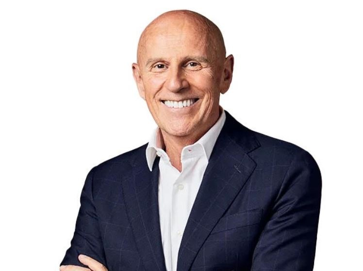 Benetton, storico sciopero: i lavoratori di Villorba in difesa della dignità e del dialogo