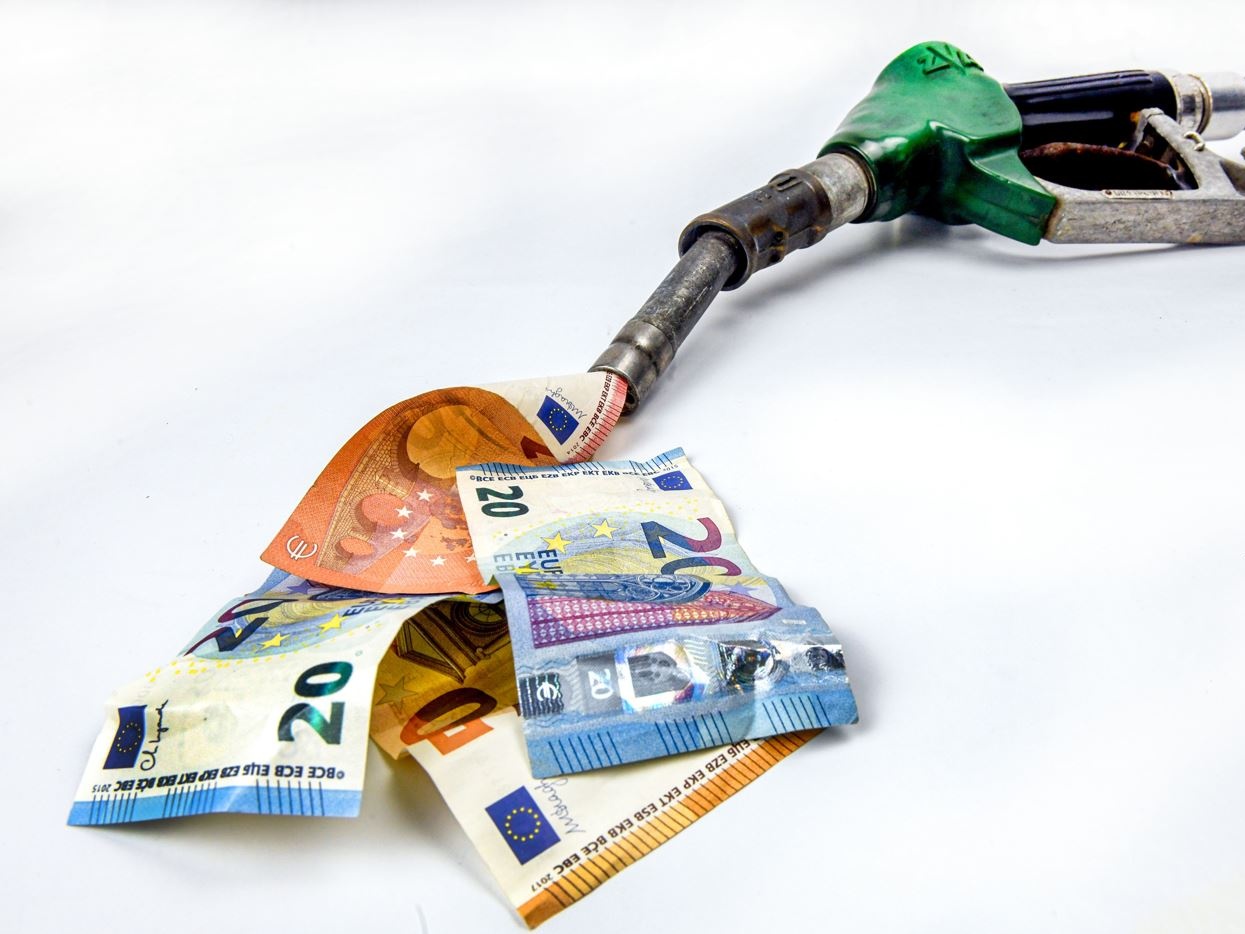 Benzina, Coldiretti: aumento prezzi pesa su 40% export agroalimentare