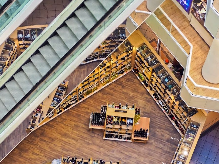 Osservatorio consumi Confimprese-Jakala, miglior risultato dell'anno: +4,4%