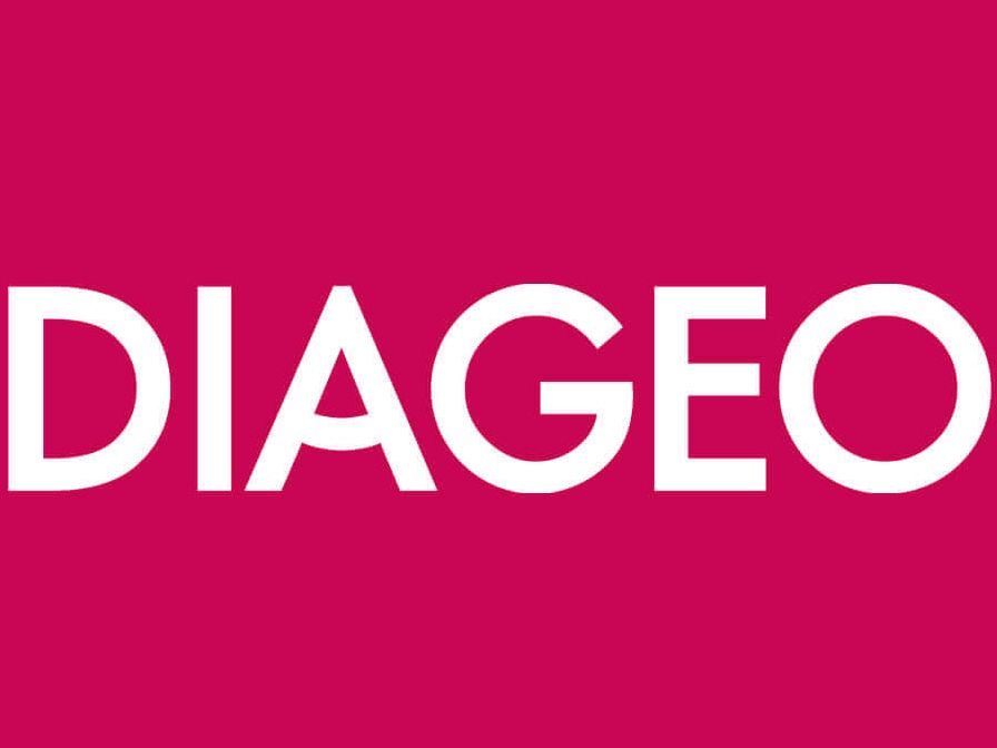 Le vendite di Diageo diminuiscono per la prima volta dal 2020, crolla il titolo a Londra