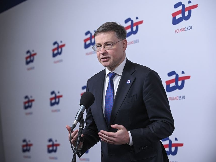 Dazi, il commissario Dombrovskis: Danneggeranno più gli Usa che l'UE