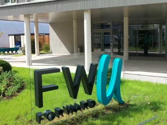 Fallimento FWU: migliaia di italiani rischiano i loro risparmi, la preoccupazione delle associazioni di tutela