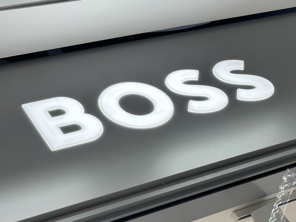 Moda: la debole domanda in Asia deprime i profitti di Hugo Boss