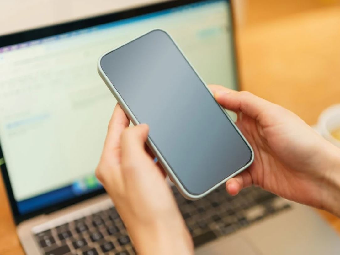 Osservatorio sulle Competenze Digitali 2024, 184mila annunci per professionisti ICT