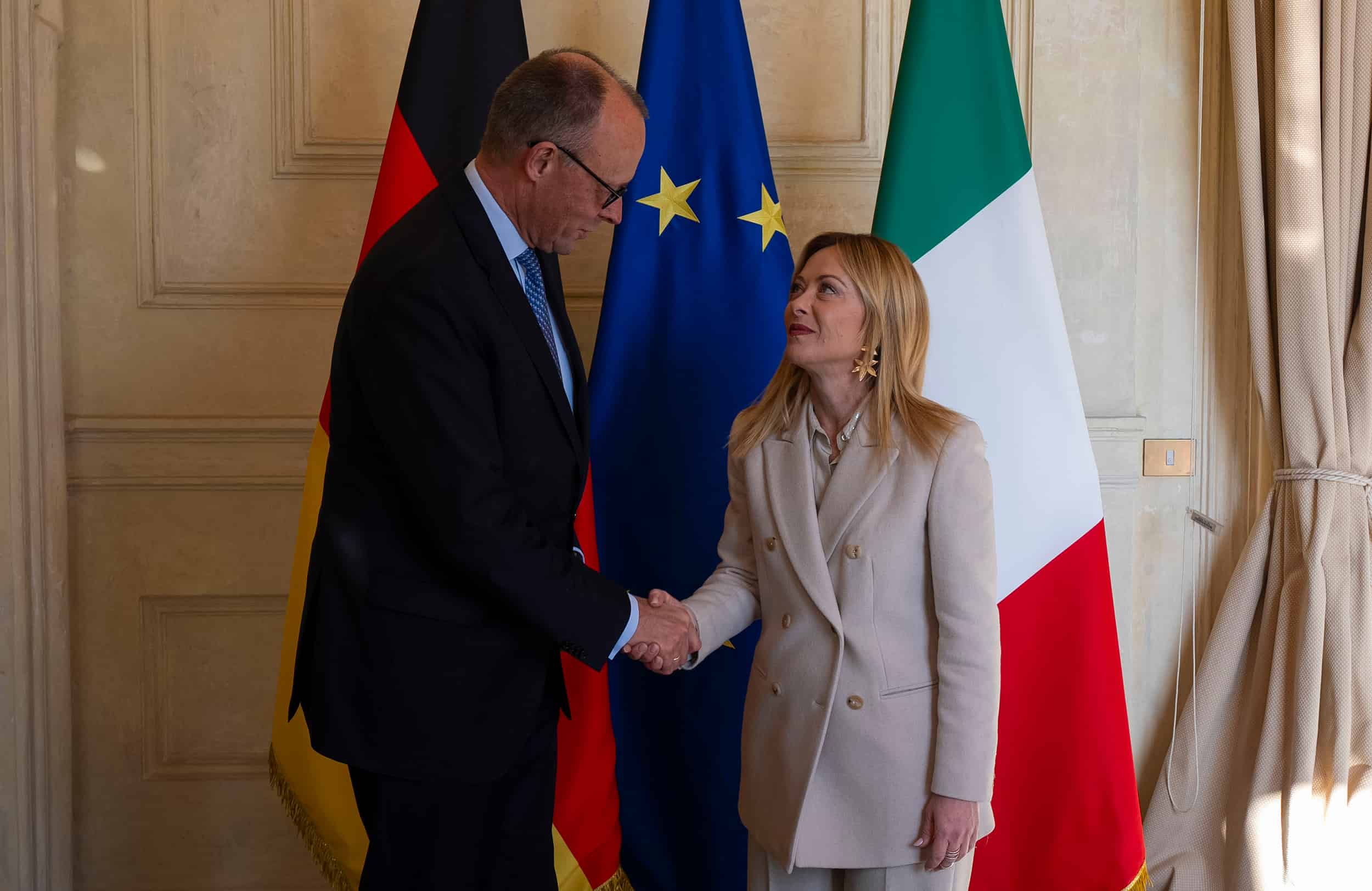 Asse Italia Germania, firmato il patto Meloni-Merz. Alleanza da 153 miliardi su difesa, industria ed energia