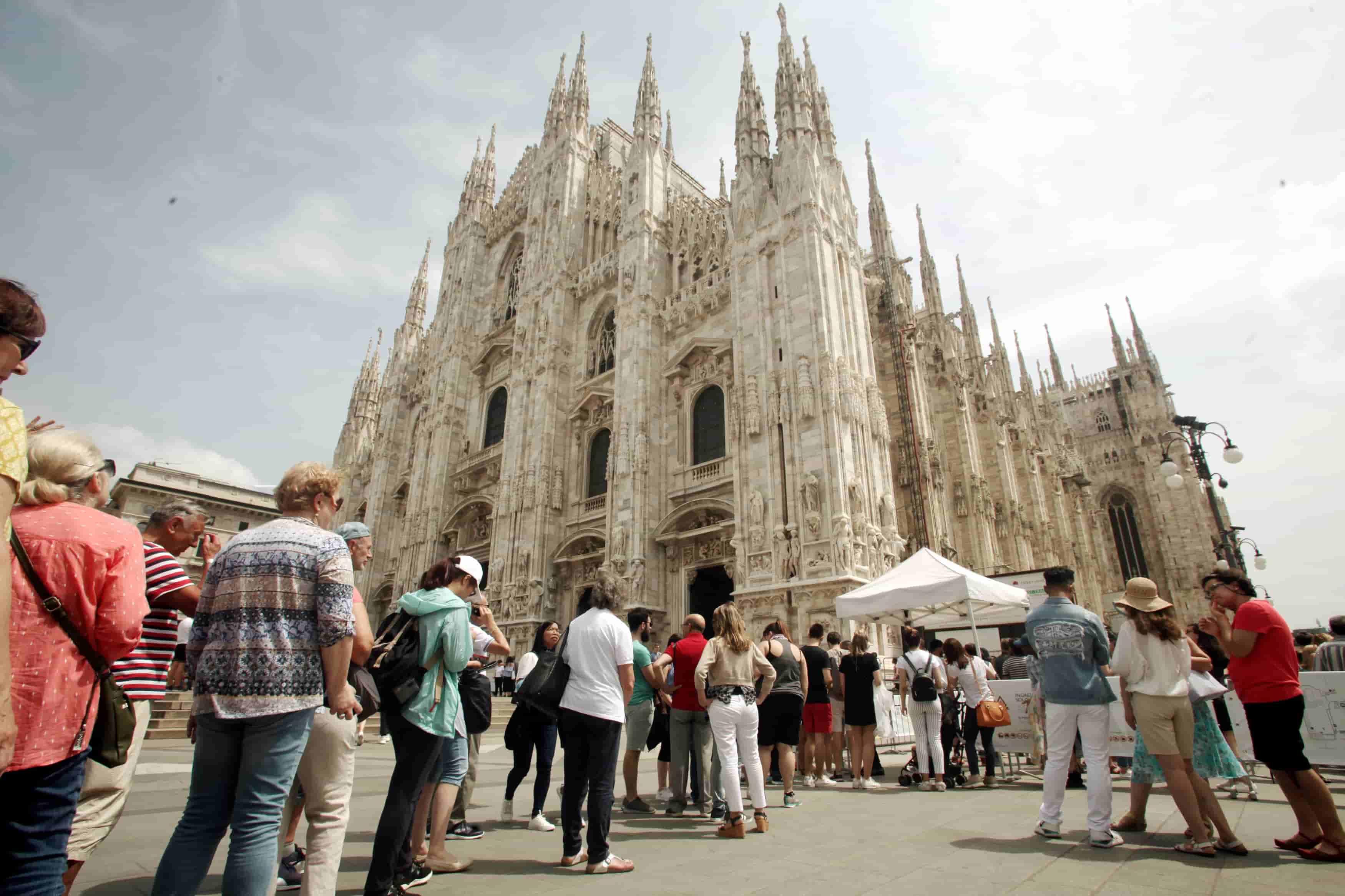 Italia a due velocità: Milano regina dei rincari, il Sud resiste. L’analisi Codacons 2025