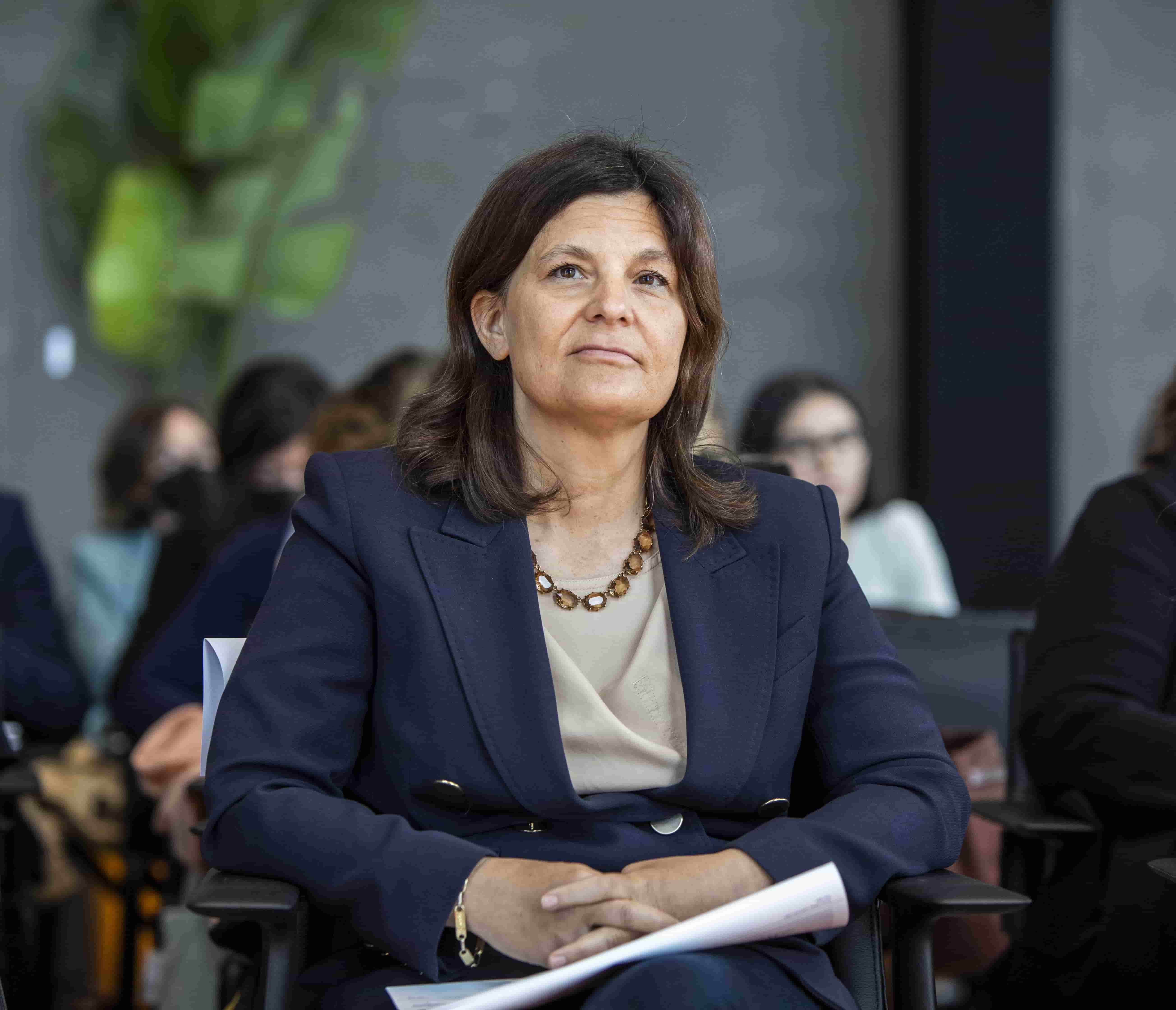 Ferragamo, la riorganizzazione premia il canale diretto. Il quarto trimestre segna un'accelerazione del retail nonostante il calo dei ricavi complessivi