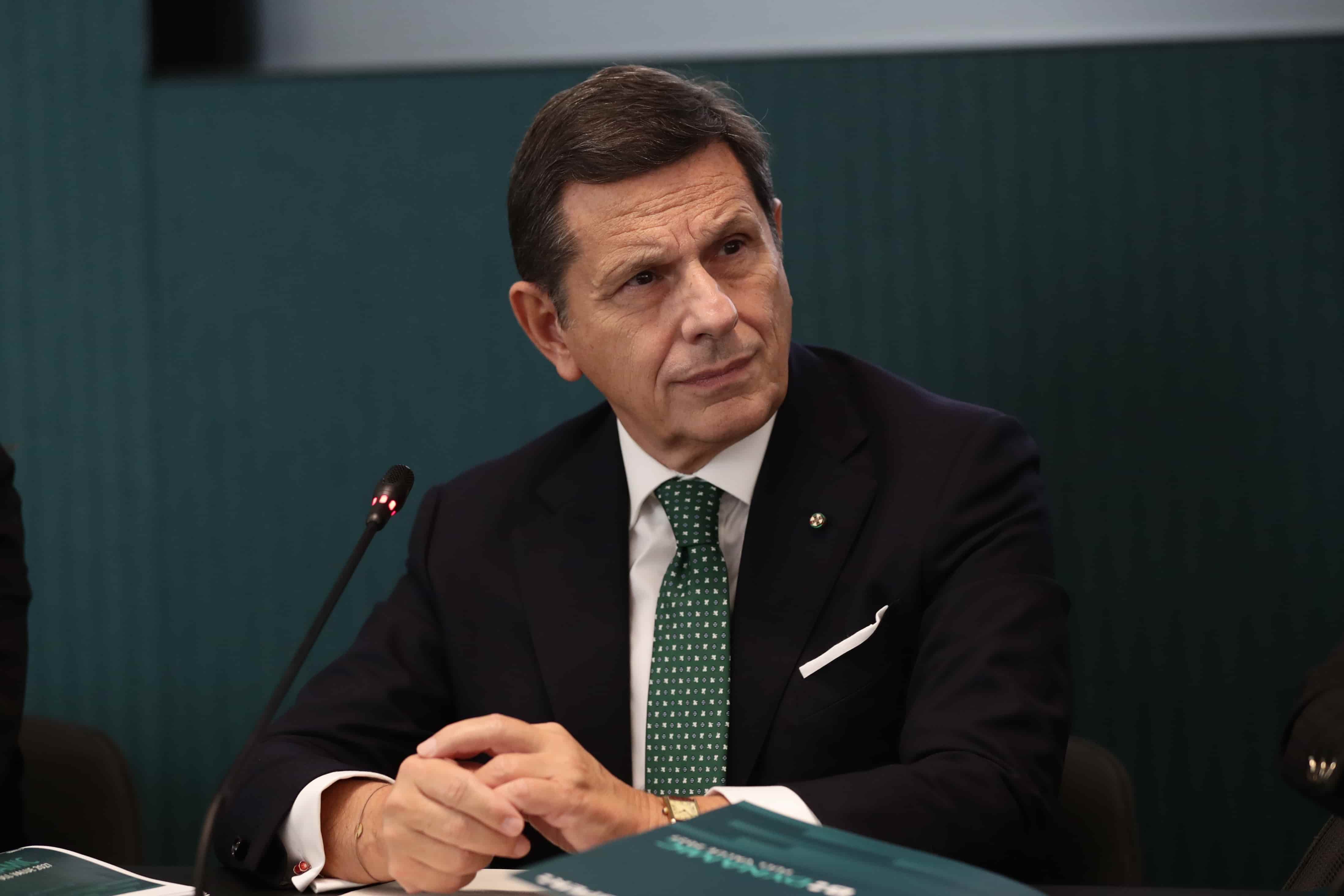 Altro colpo di scena nel risiko bancario, BPER Banca lancia OPS sulla Banca Popolare di Sondrio