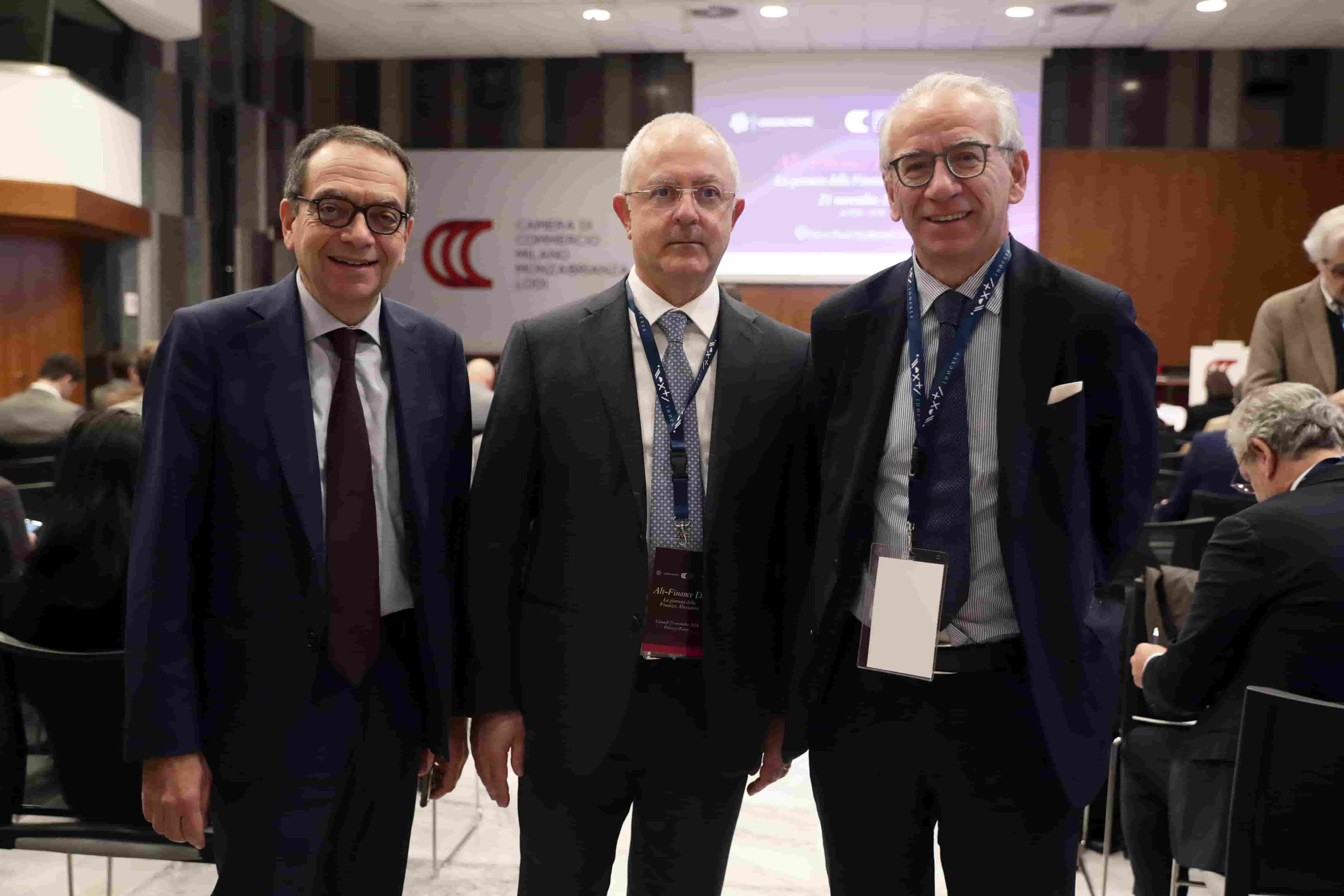 Finanza alternativa: il mercato resiste, buone le previsioni per il  2025 con l’abbassamento dei tassi di interesse