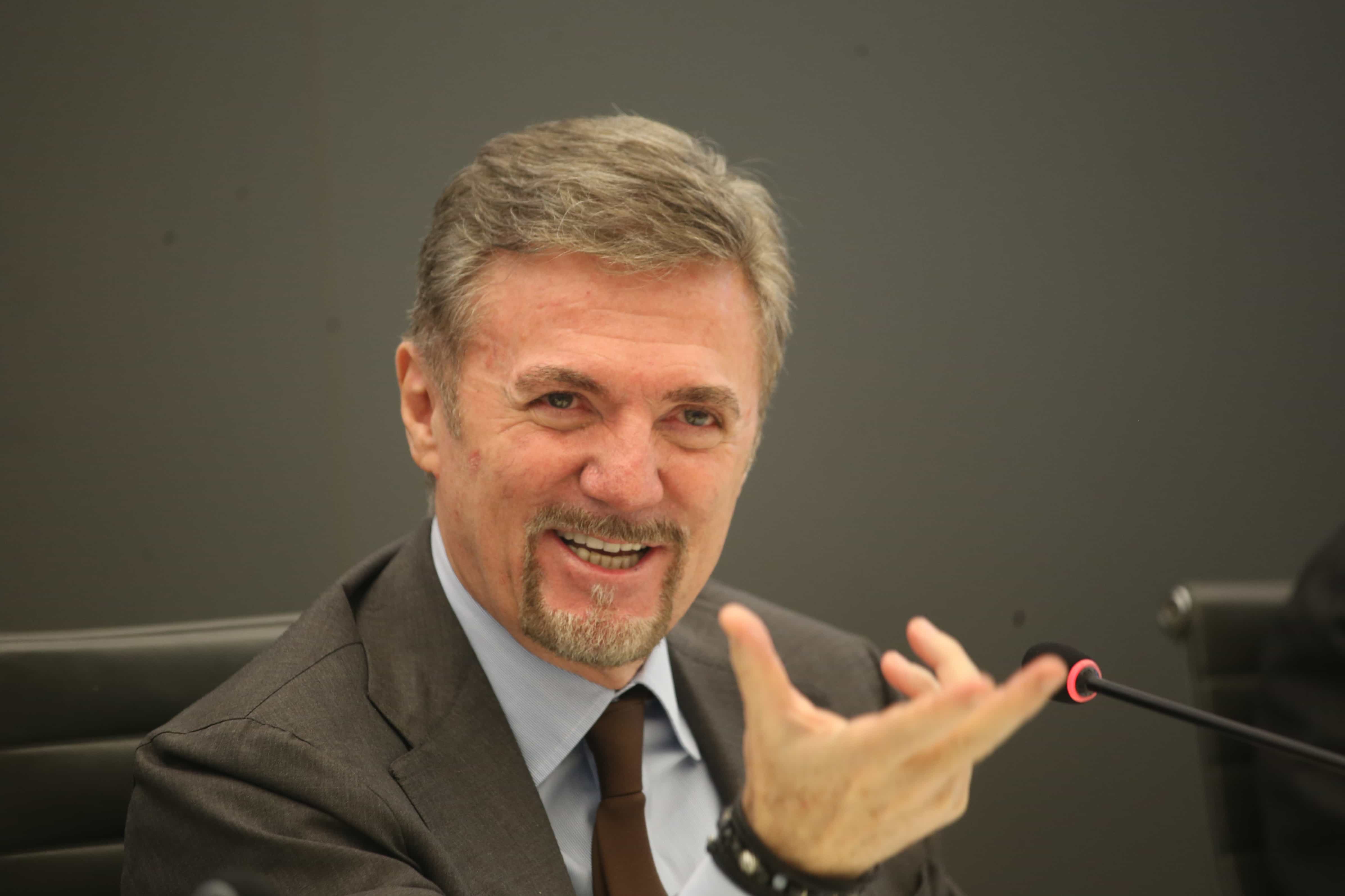 Sale del 10% l'utile di Enel nei primi tre mesi, Cattaneo: abbiamo reso azienda più solida