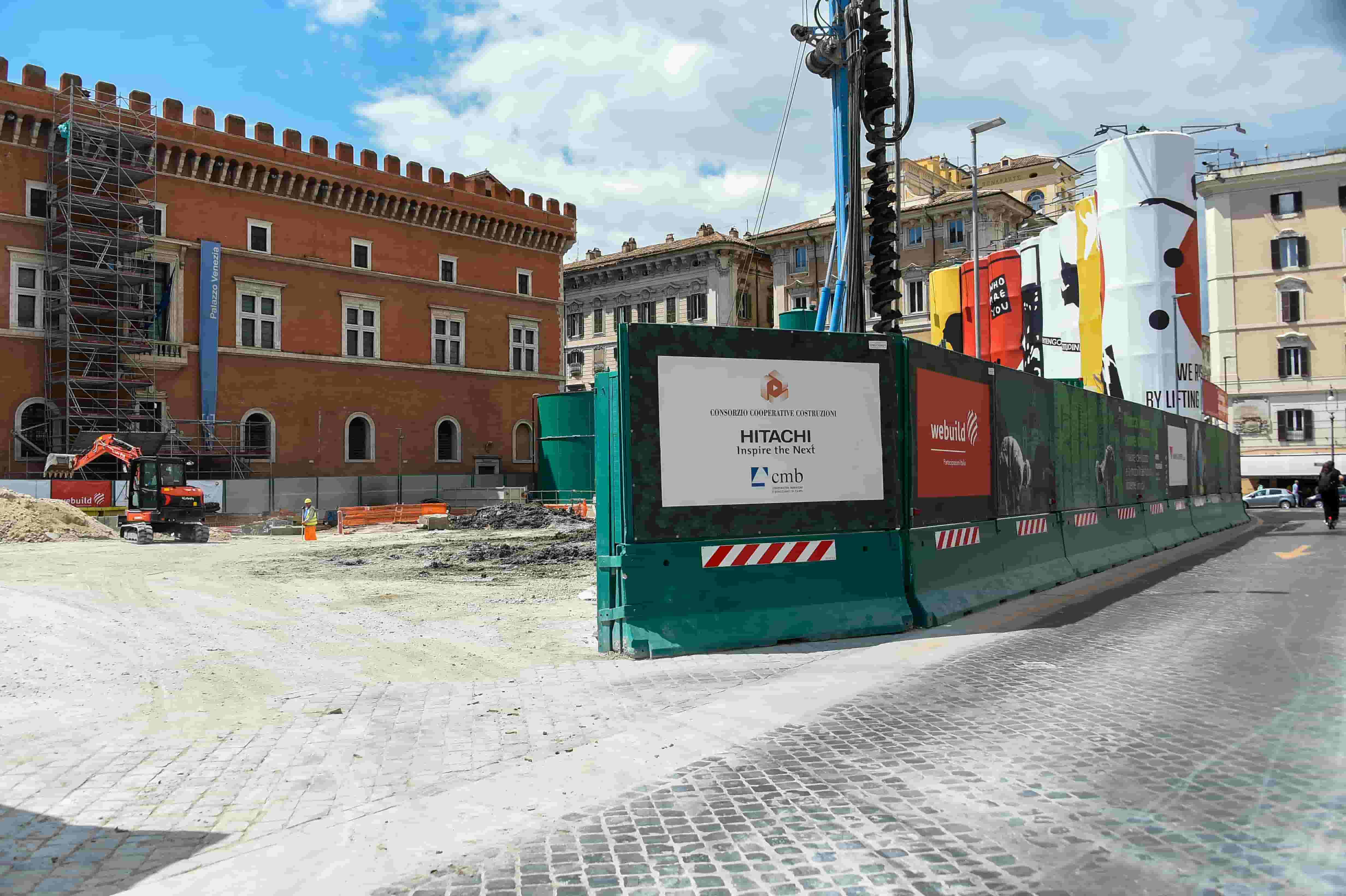 Manovra, la scure sui trasporti. ANCI lancia l'allarme