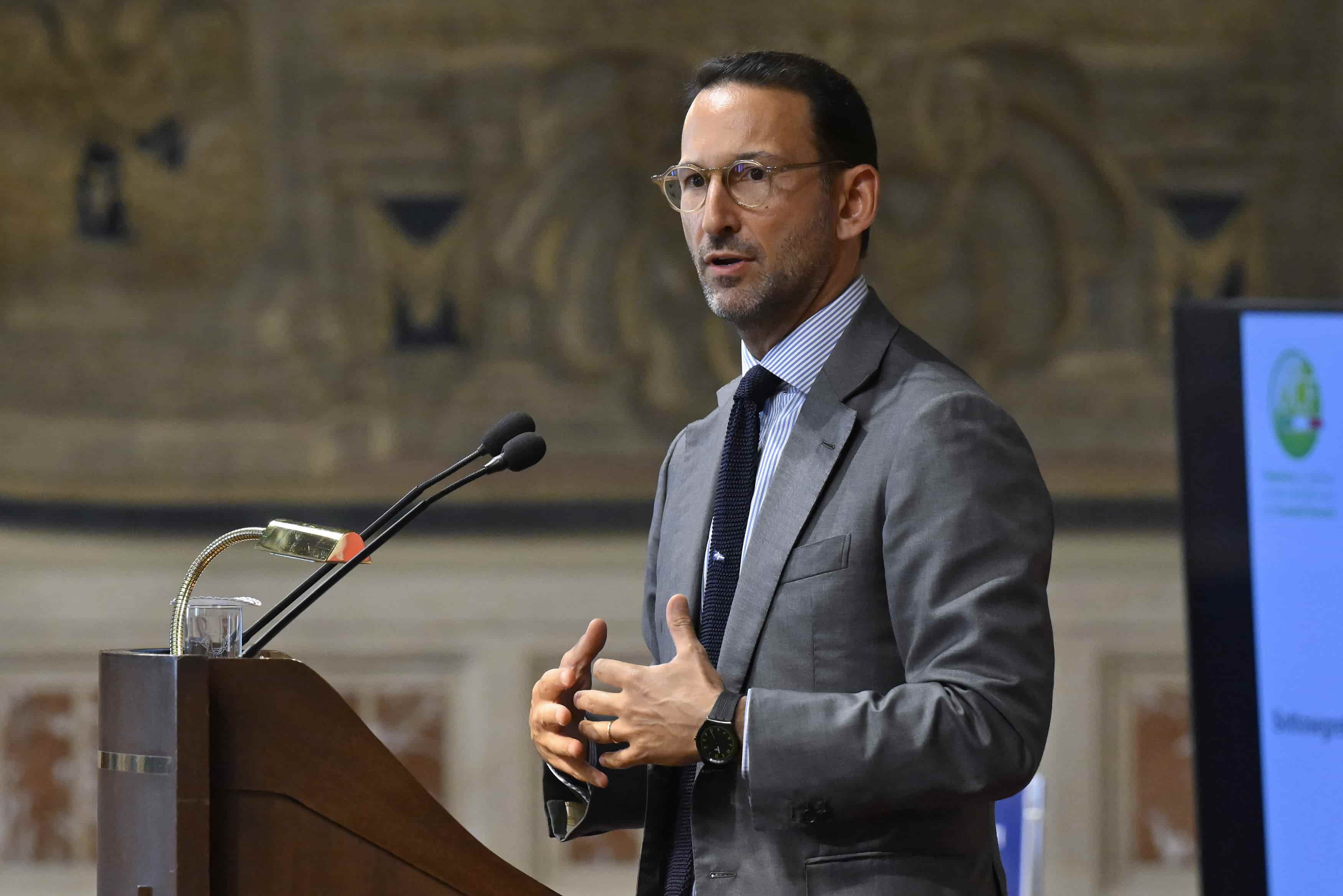 Il futuro della consulenza finanziaria parla giovane e al femminile mentre il Governo punta su un nuovo ecosistema di investimenti