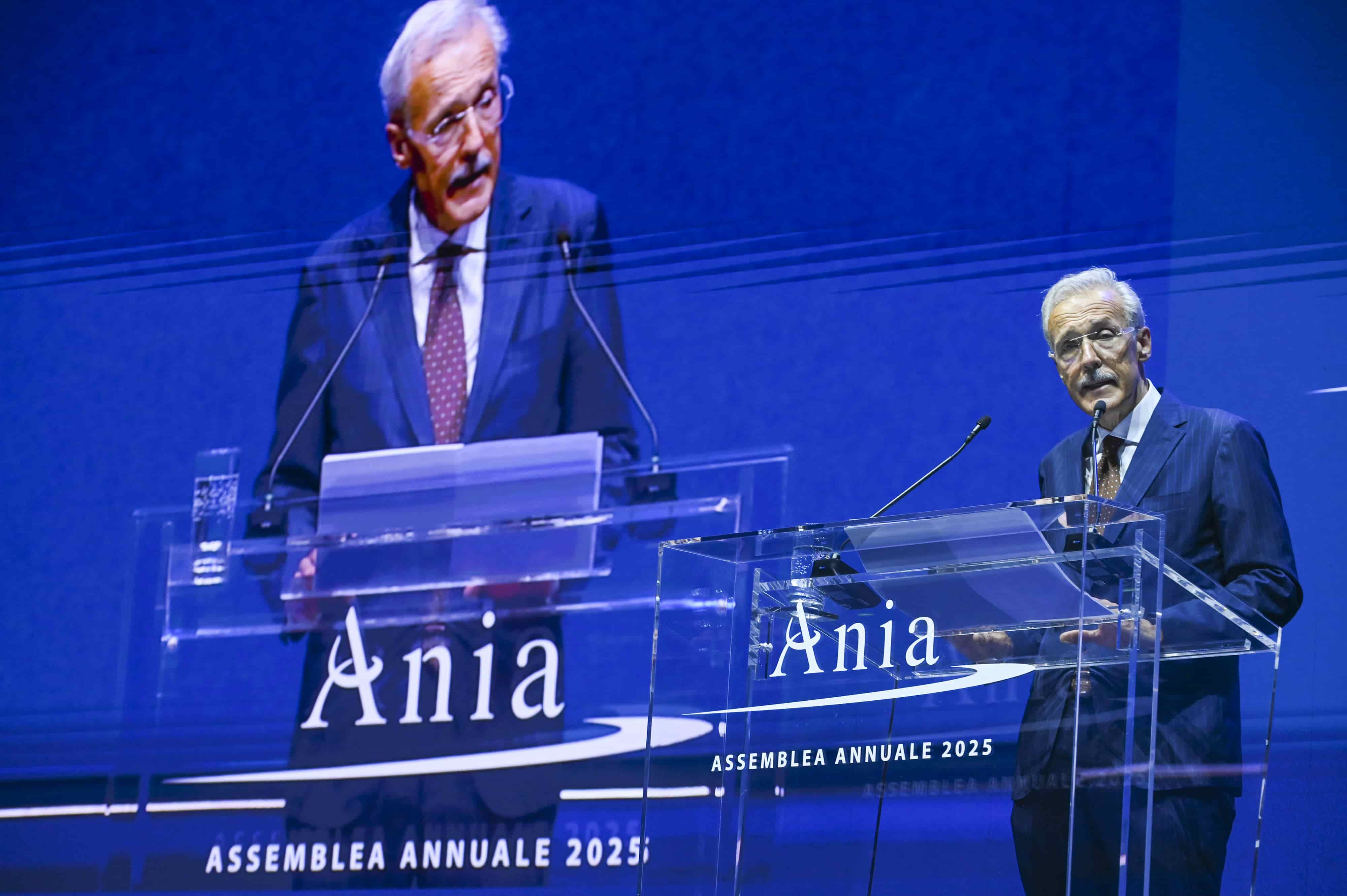 Italia poco assicurata e vulnerabile: urgono più coperture per case, salute e pensioni