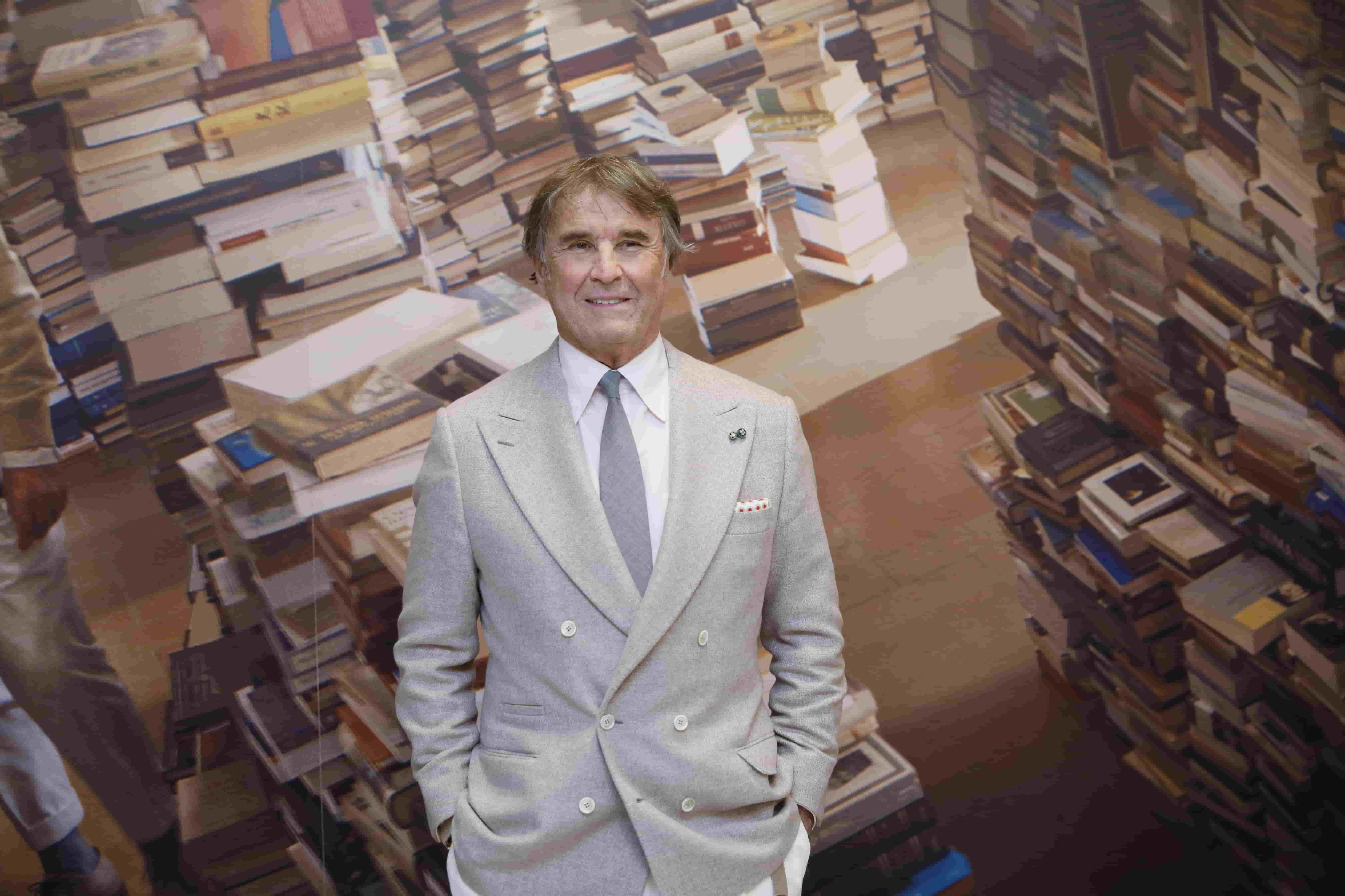 Brunello Cucinelli supera le attese nel 2025, record di ricavi e investimenti strategici sul Made in Italy