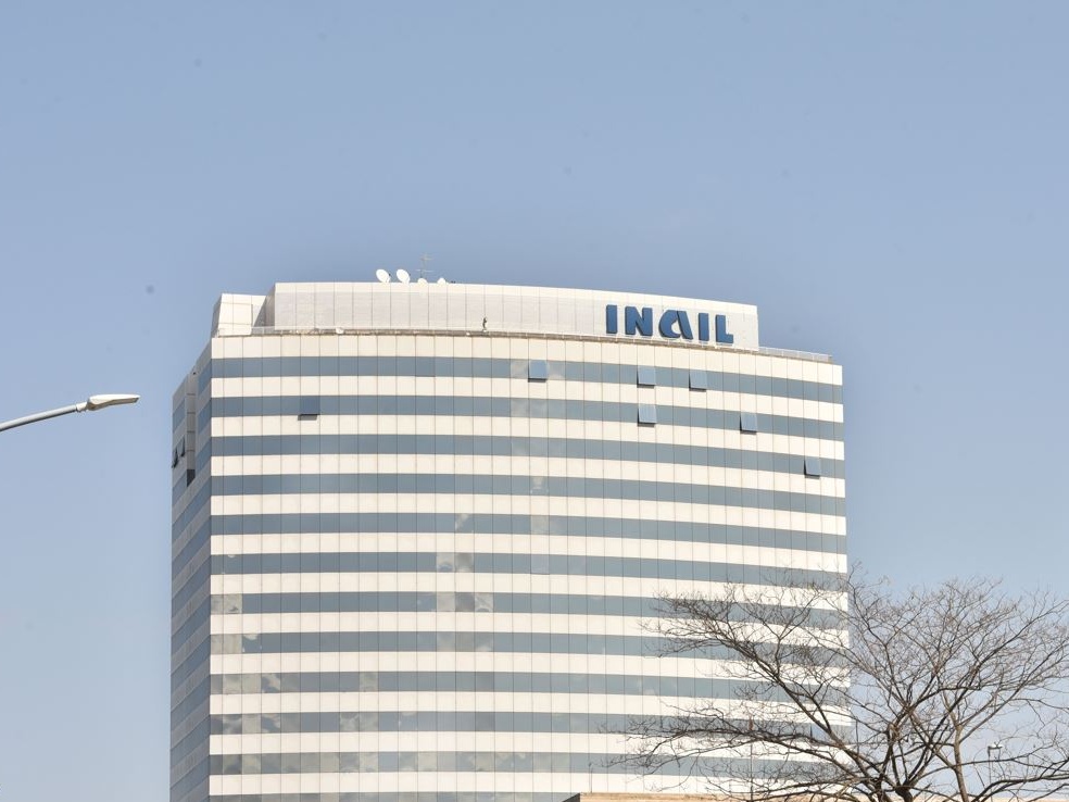 Inail presenta la Relazione annuale 2024: infortuni stabili, boom di malattie professionali e investimenti record in prevenzione e innovazione