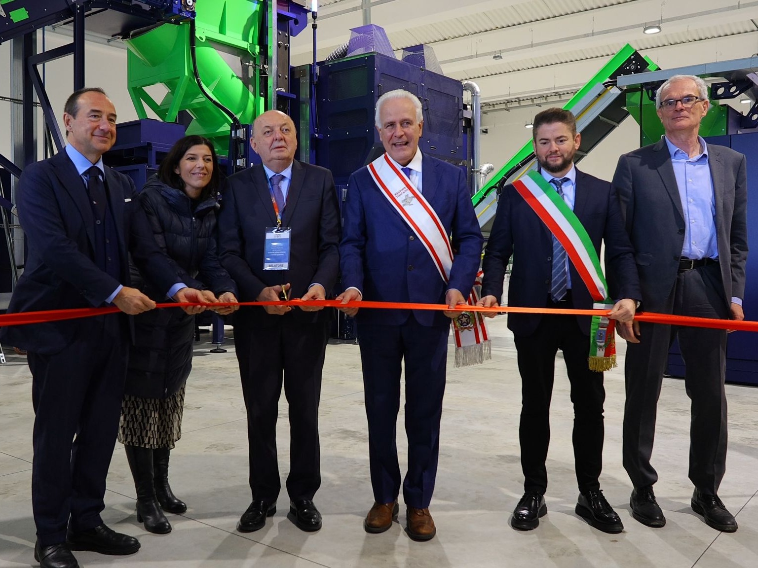 Iren inaugura a Terranuova Bracciolini il primo impianto italiano per il trattamento delle schede elettroniche dei Raee