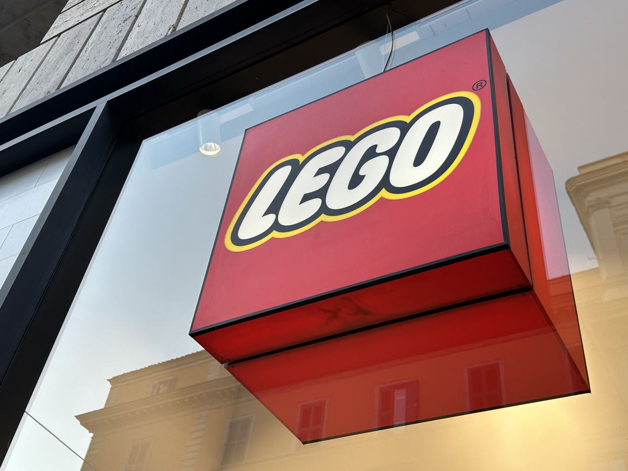 Il mattoncino vola: ricavi della Lego cresciuti del 12% nei primi sei mesi del 2025
