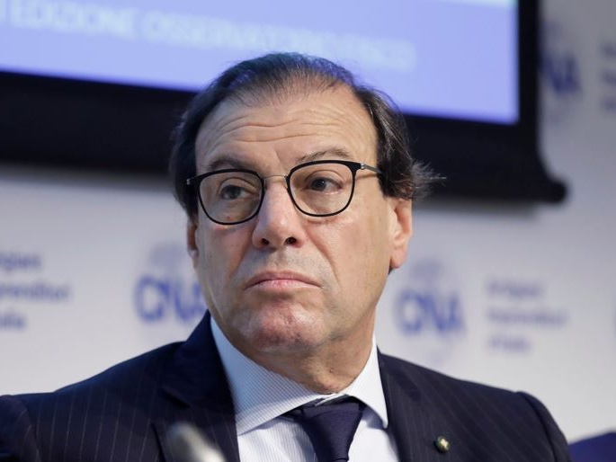 Taglio Irpef, priorità ai redditi fino a 50mila euro e Leo frena sugli ampliamenti