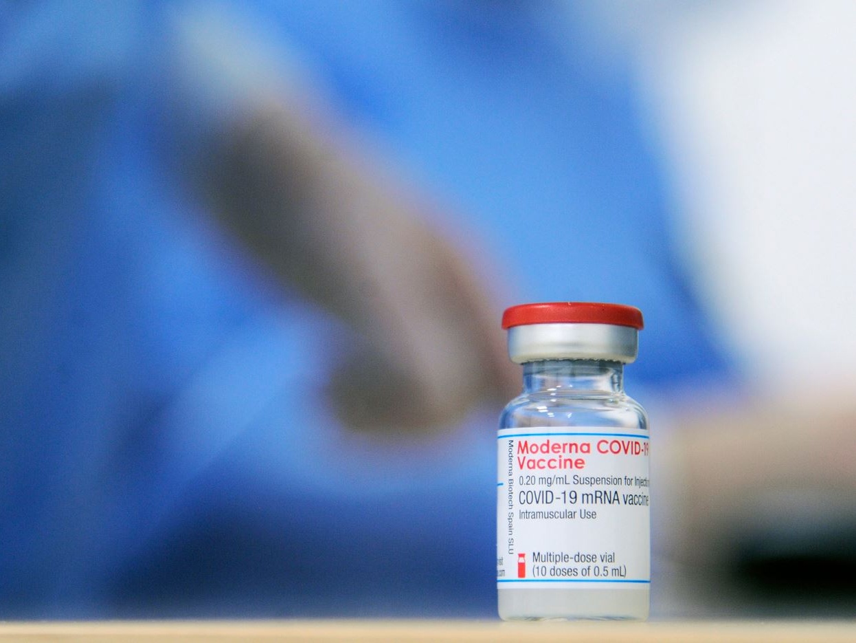 Medicina: Moderna abbassa le previsioni di vendita per il 2025, cadono le azioni