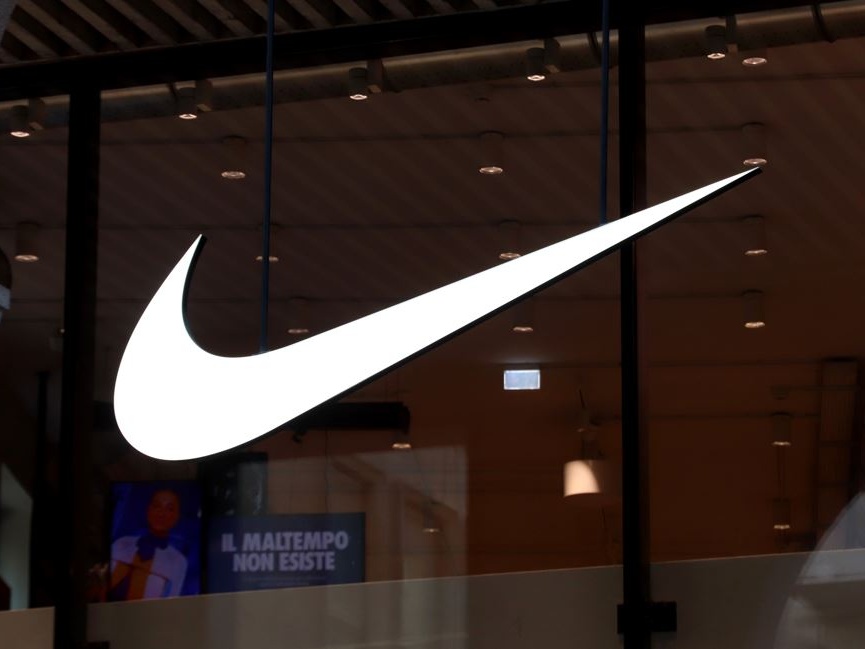 Regno Unito: vietati spot di Nike e Lacoste, ingannano il compratore col termine sostenibilità