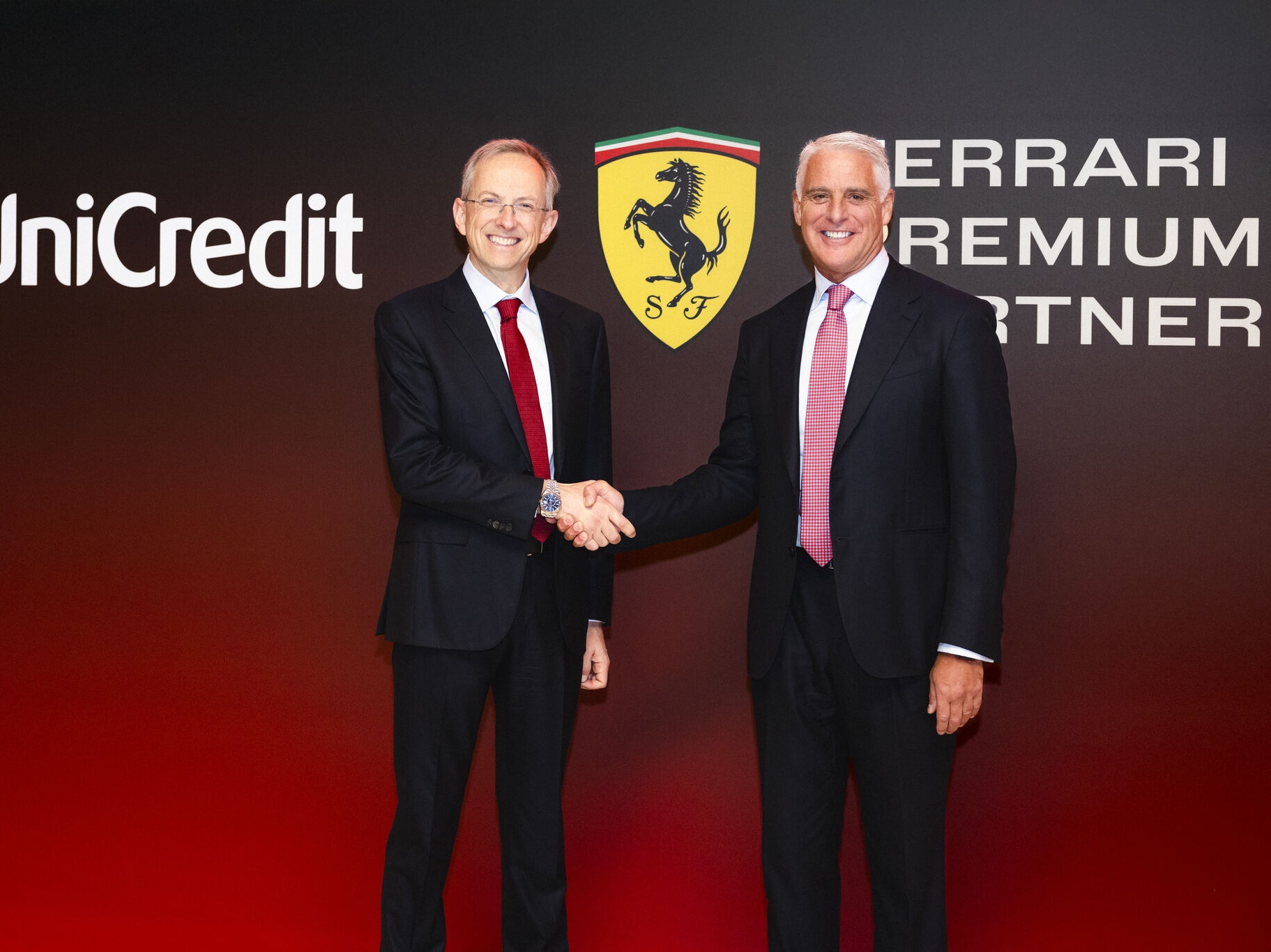 Innovazione e tradizione si incontrano: nasce la partnership UniCredit-Ferrari