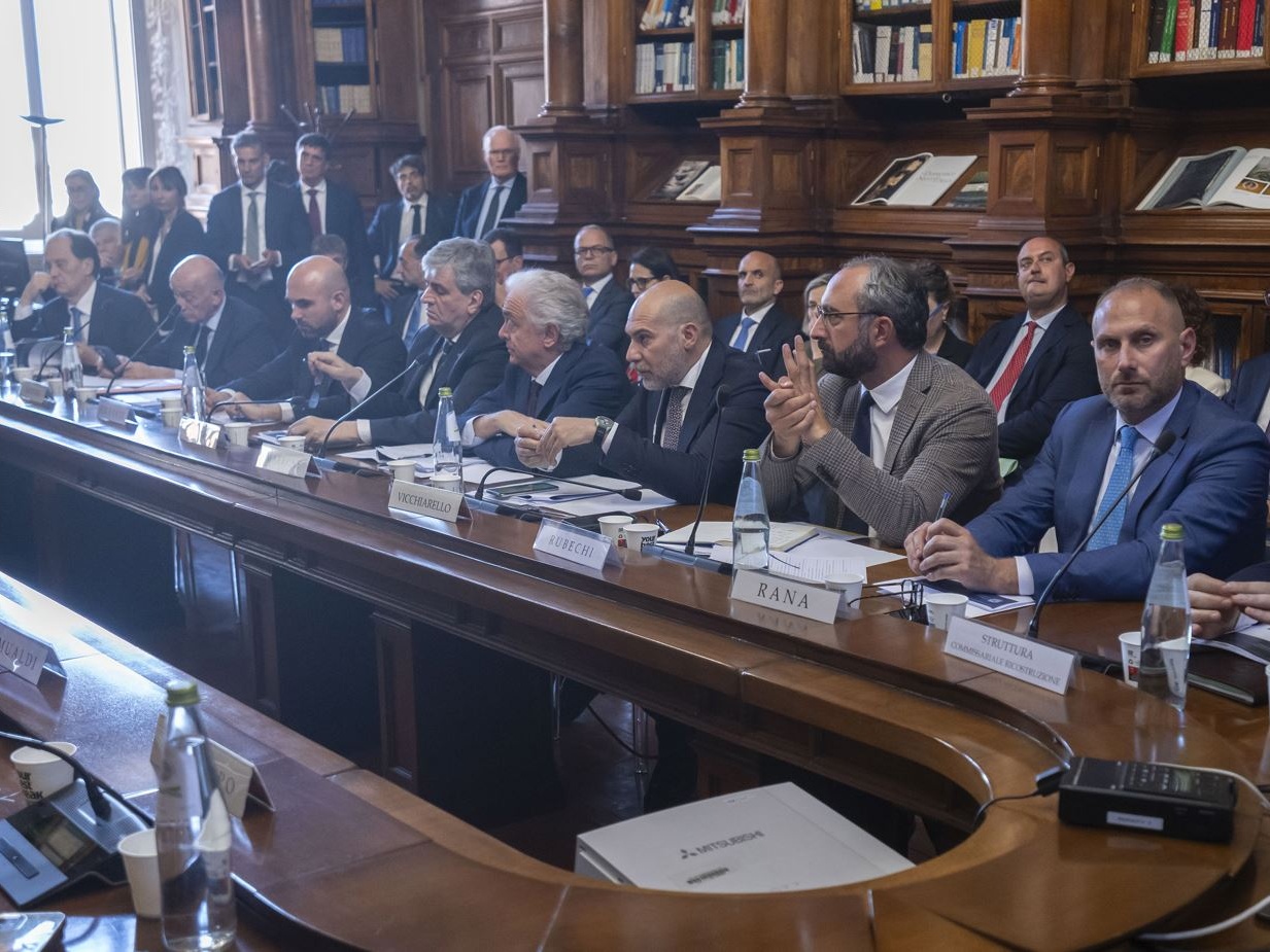 Pnrr, spesi solo il 21,9% dei fondi reali: senza svolta immediata rischio paralisi e perdita delle risorse UE