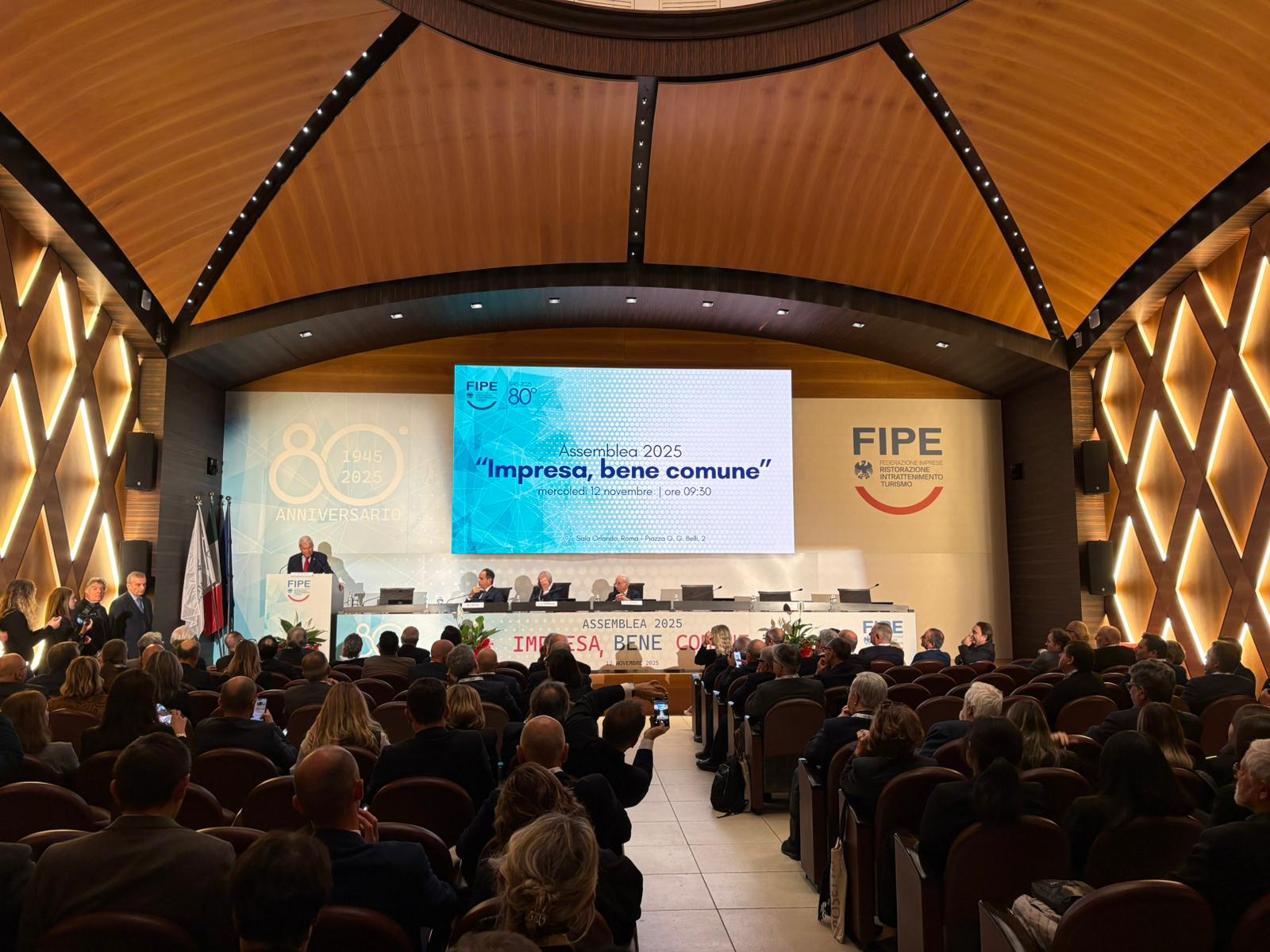 Ristorazione in Italia, imprese raddoppiate e consumi a 96 miliardi in cinquant'anni