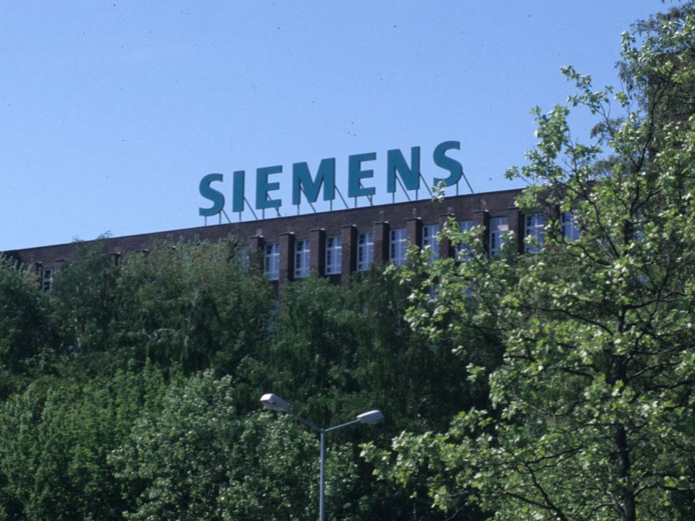 Per Siemens utile record, ma il core business è sotto pressione